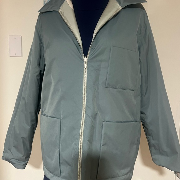 Vintage Hermes Jacket Silk Paperoles Reversible
And Top Cashmere Print S mint 💚🤍 - Picture 8 of 17